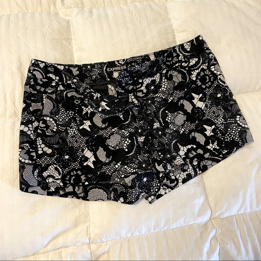 Express Black and White Shorts Size 4